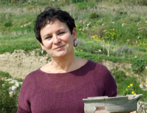 Prof. Ewdoksia Papuci-Władyka: Digging the UNESCO World Heritage site: Polish past and present research in Nea Paphos on Cyprus.